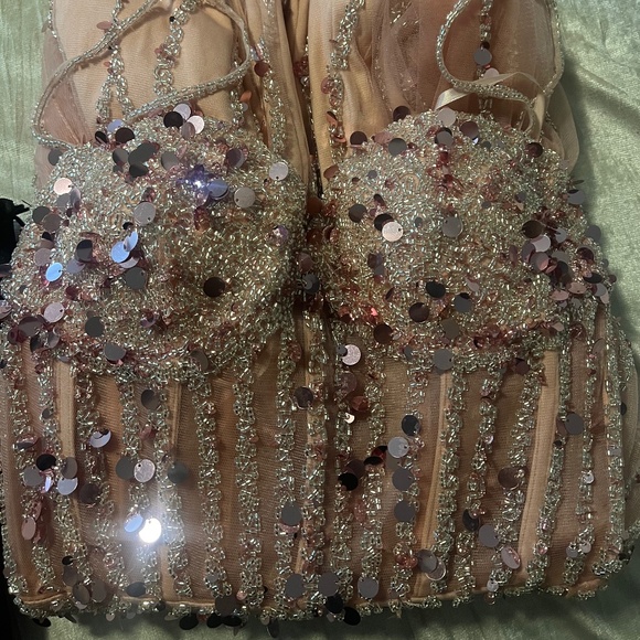 Evening gown - Picture 6 of 6